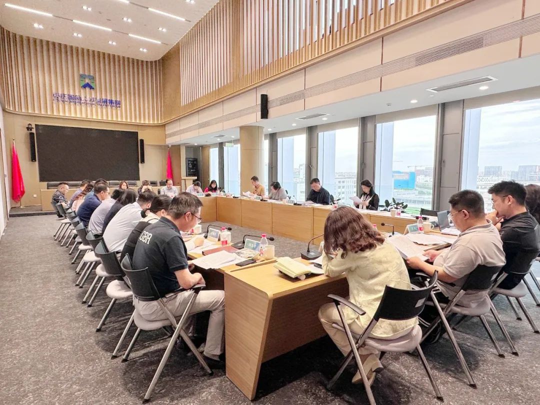 亦庄泛亚电竞集团召开2024年1—4月经济运行分析会